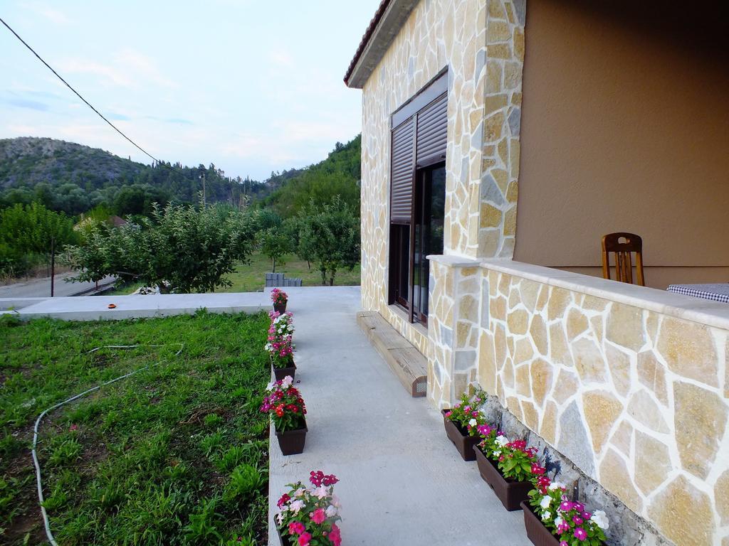 Holiday Home Ivana Virpazar Szoba fotó