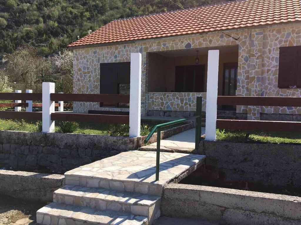 Holiday Home Ivana Virpazar Kültér fotó